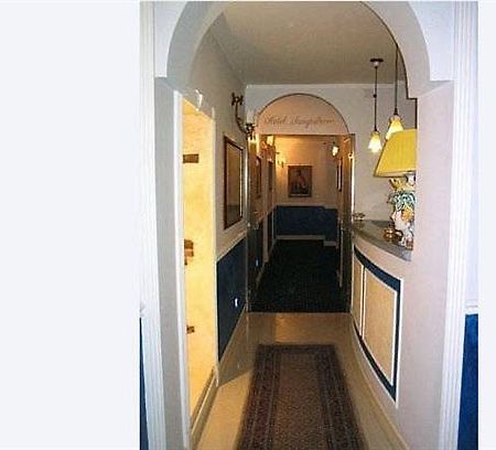 Nuovo Hotel Sangiuliano Catania Esterno foto